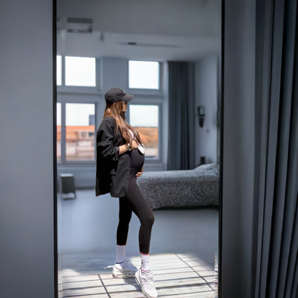 leggings de maternité che seguono le forme naturali in cambiamento